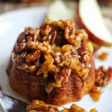 Mini Toffee Bundt Cakes Recipe