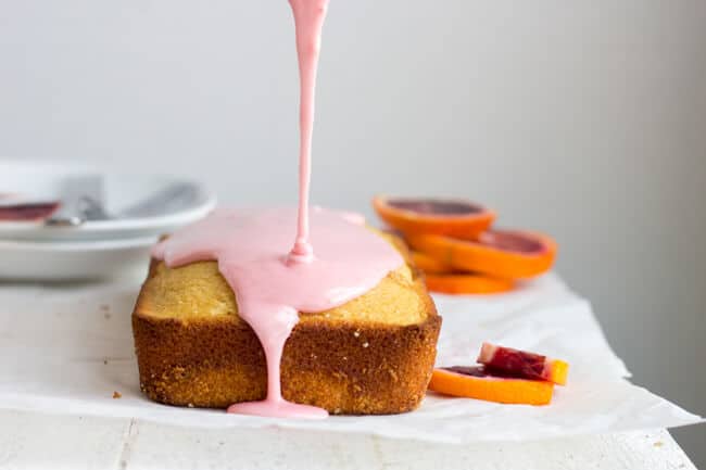 With a gorgeous pink color, this iced blood orange loaf is packed with flavor and has a moist texture all your close ones will love. The icing is naturally flavored with blood orange juice and makes it the perfect Valentine's Day dessert.