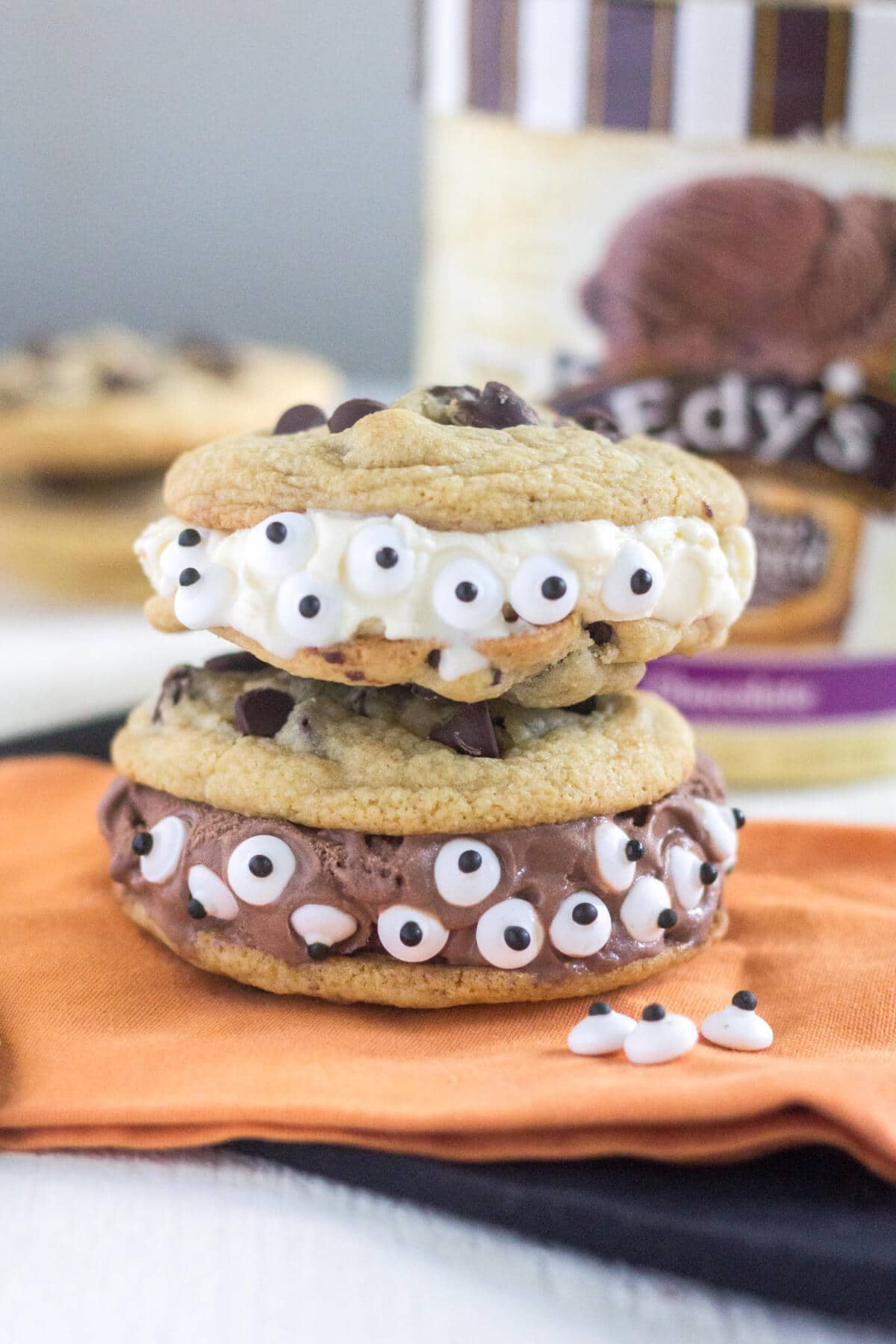 Spooky Monster Ice Cream Sandwiches are an easy Halloween treat for kids and adults alike! This Halloween recipe is a fun dessert for any spooky occasion, from a kid’s party to a trick-or-treating night in.