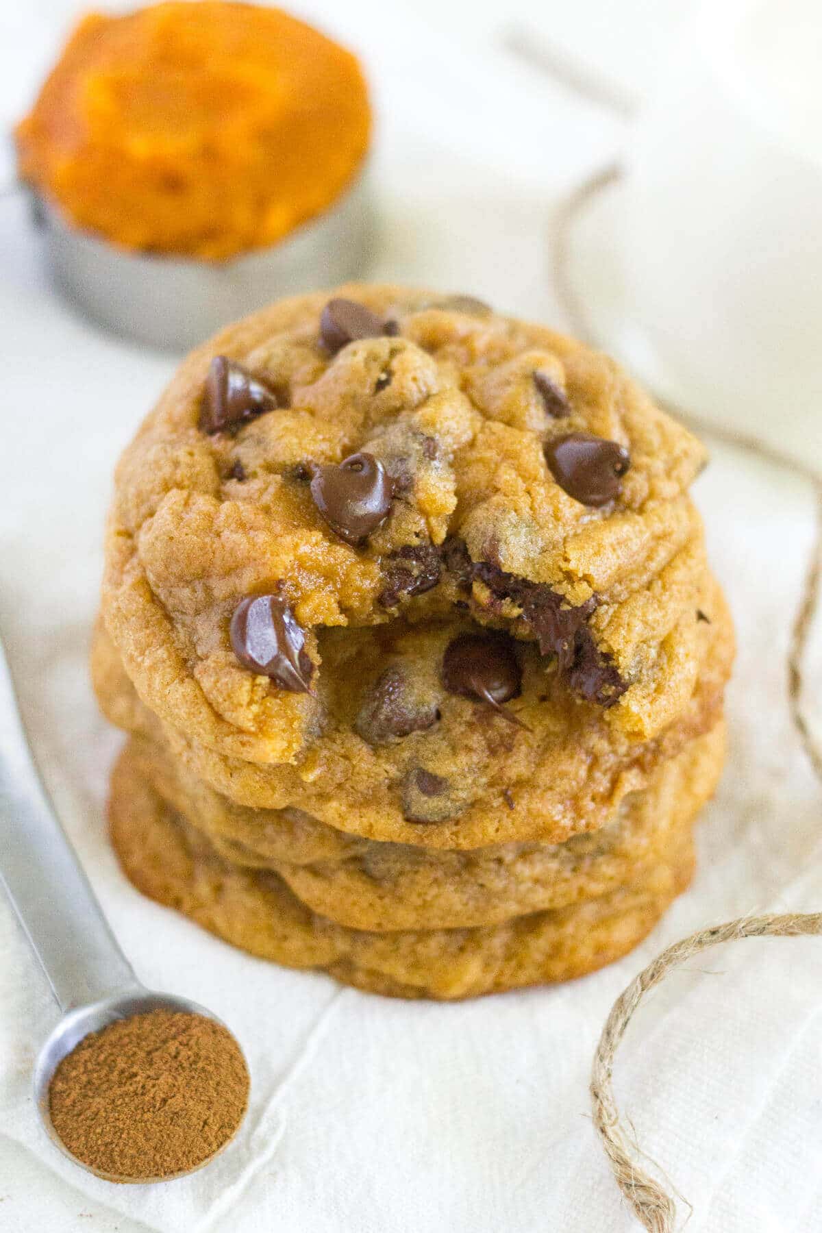 Soft and chewy pumpkin spice pudding cookies! These fall-filled cookies stay soft for days and they're perfect for celebrating fall festivities or sharing at family gatherings.