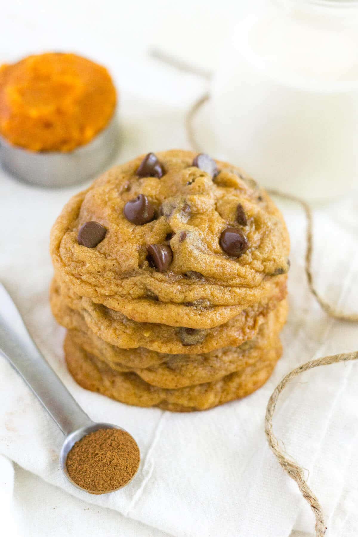 Soft and chewy pumpkin spice pudding cookies! These fall-filled cookies stay soft for days and they're perfect for celebrating fall festivities or sharing at family gatherings.