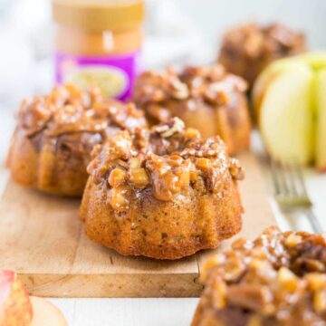 This paleo caramel apple cake is a healthy, gluten free dessert recipe made for Thanksgiving. It's filled with fall flavors and perfect for family and friends that want to stay healthy during the holiday season.