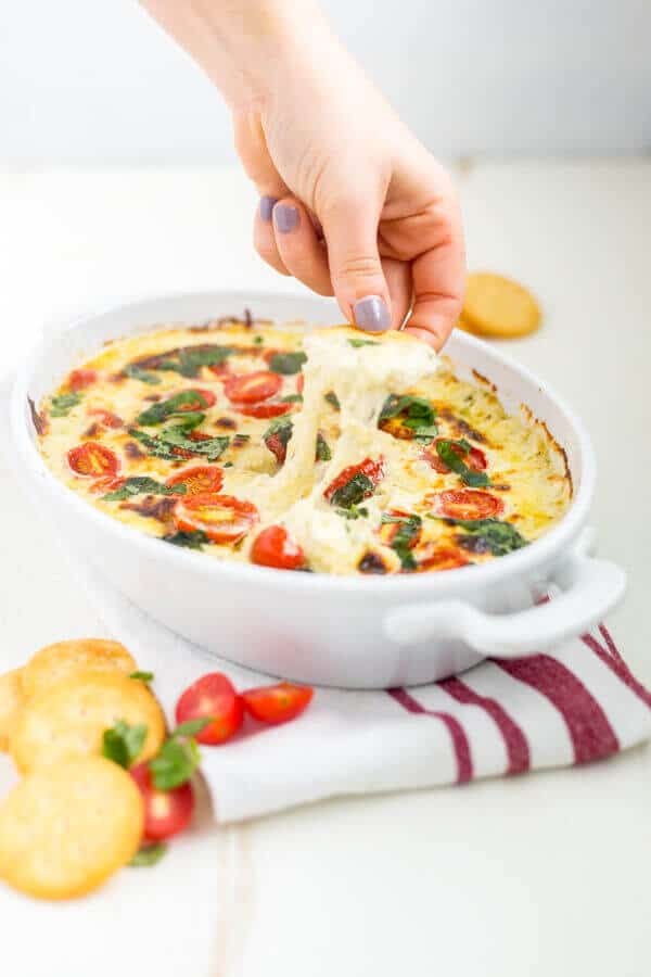 caprese pizza dip