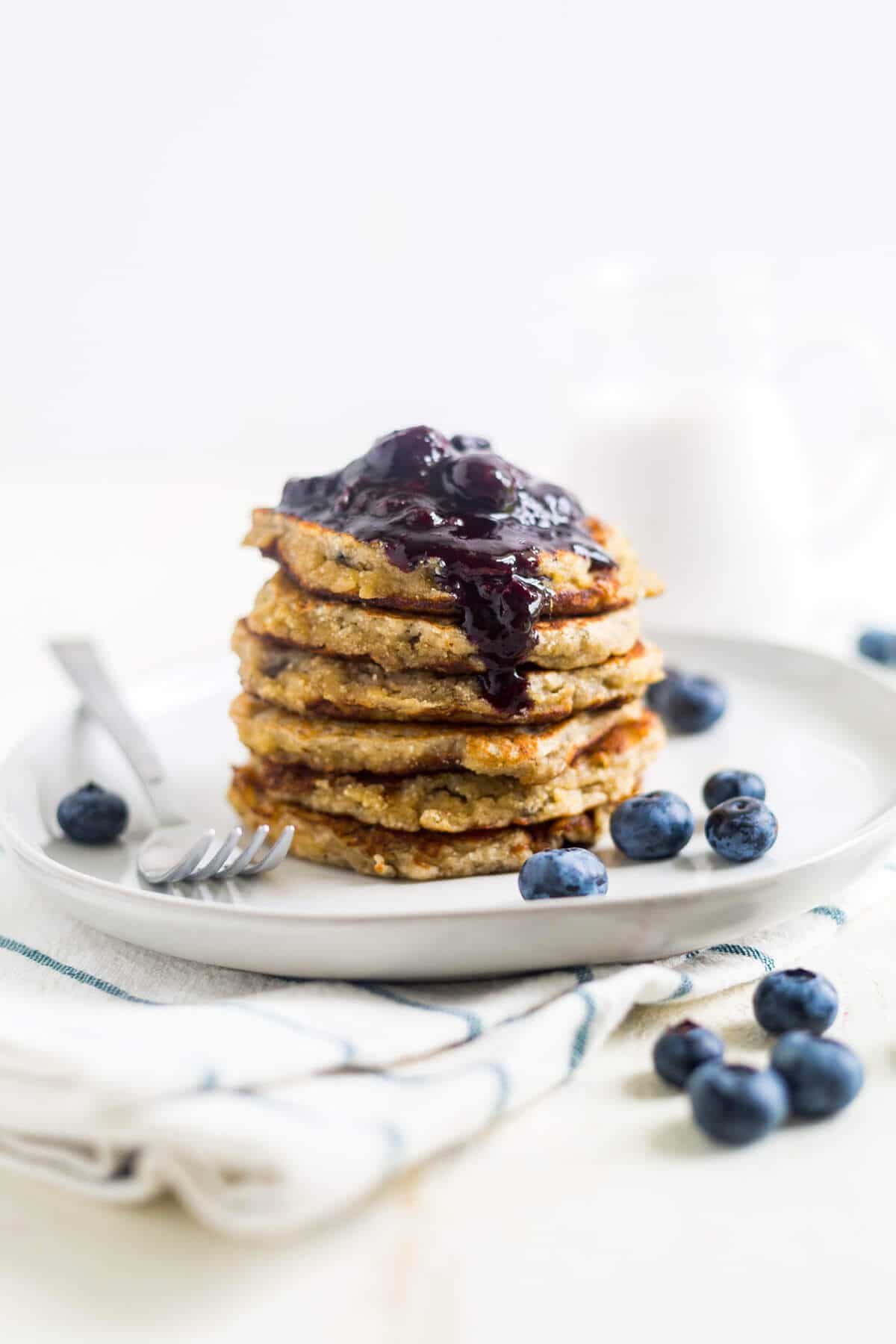 coconut flour banana pancakes