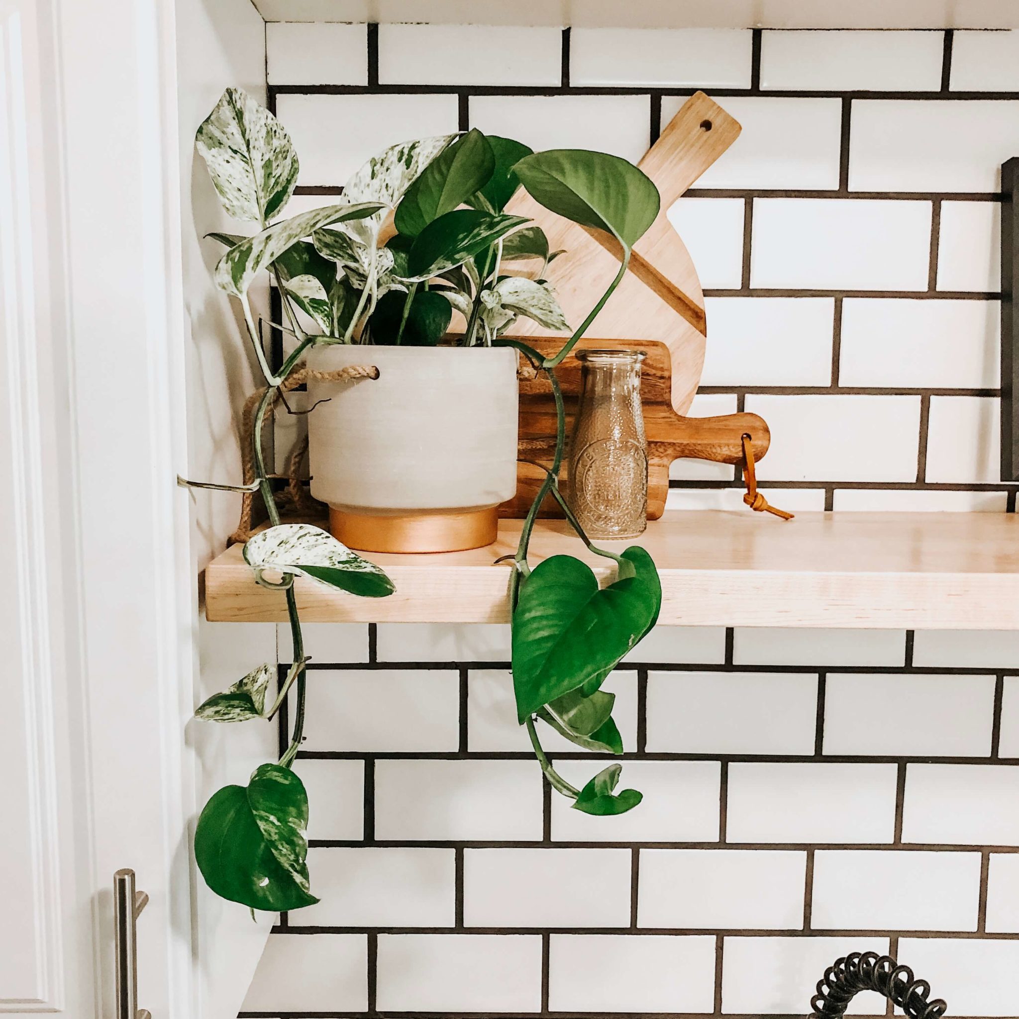 modern farmhouse kitchen floating shelf decor