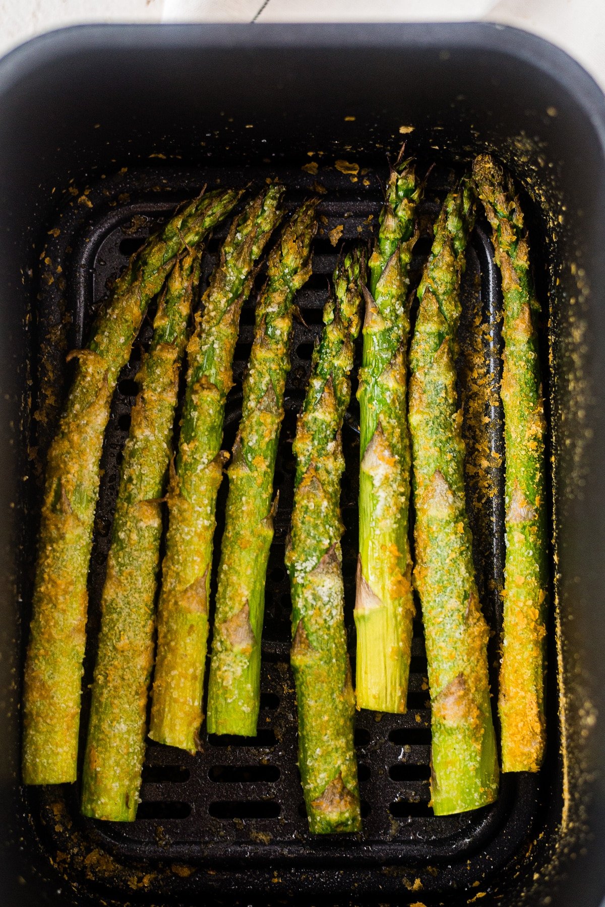 roasted asparagus in the air fryer