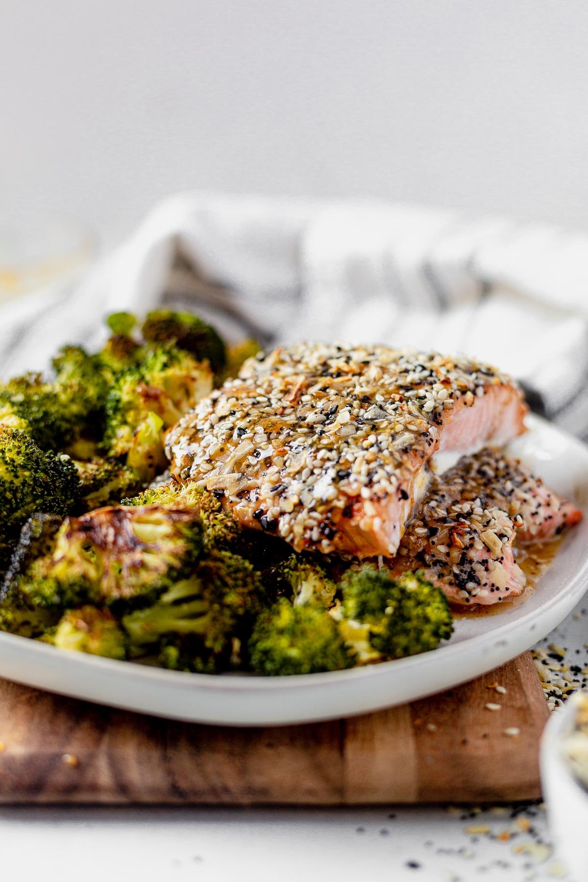 everything bagel salmon served on a plate with roasted broccoli