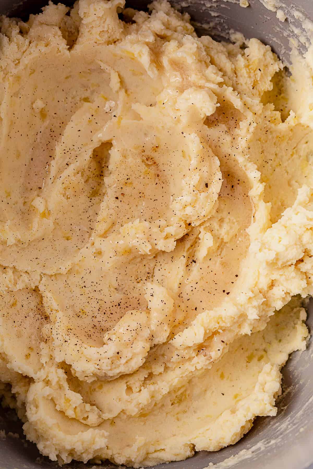 creamy dairy free mashed potatoes with pepper