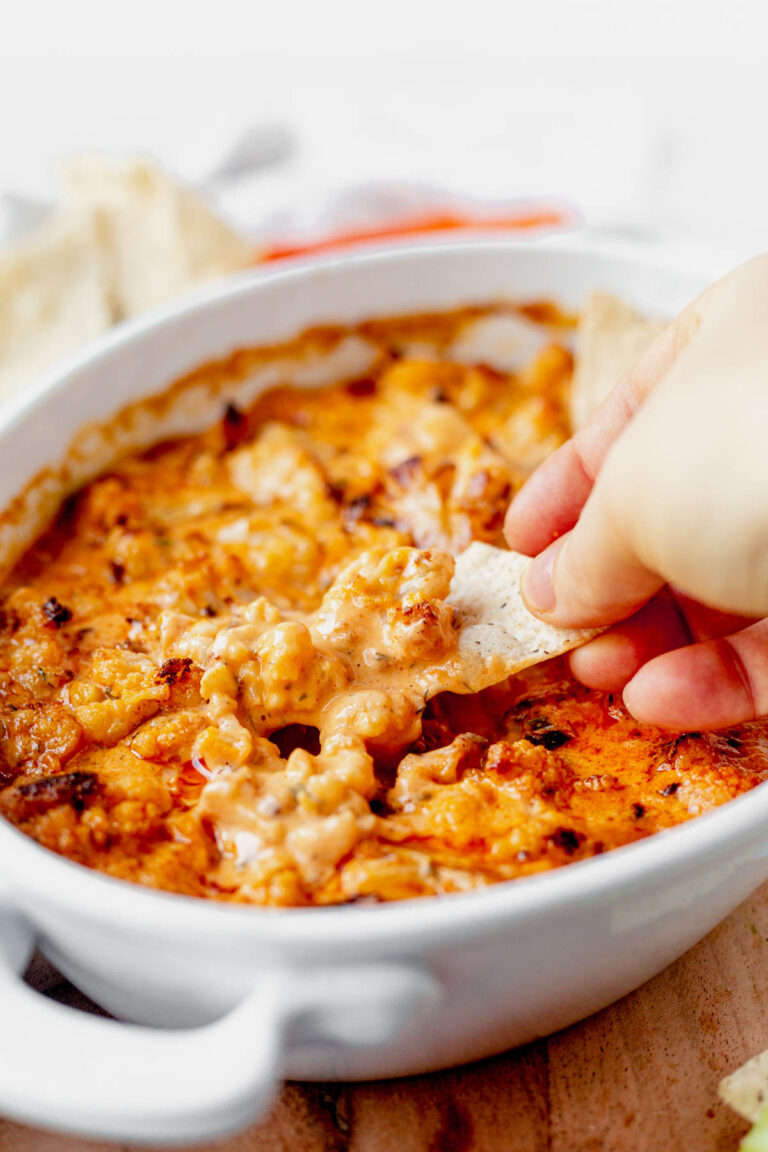 Healthy Buffalo Cauliflower Dip [Vegan and Dairy Free]