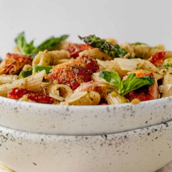 cropped-salmon-pesto-pasta-5.jpg