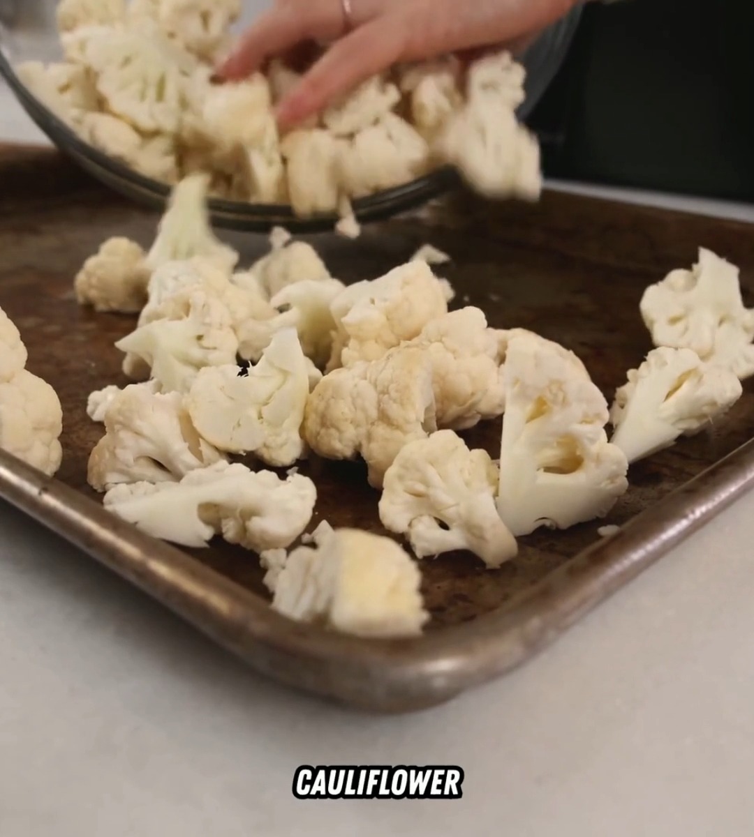 Buffalo Cauliflower “Heat and Eat” Dip