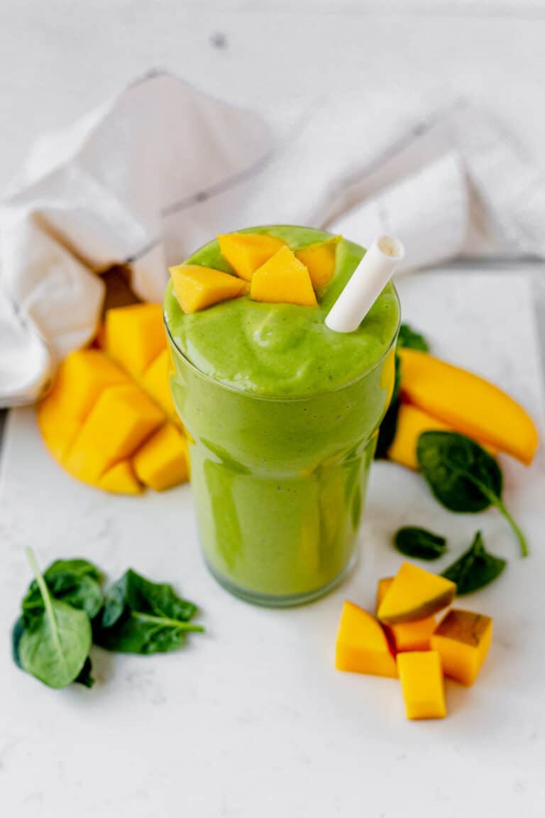 Mango Spinach Smoothie | What Molly Made