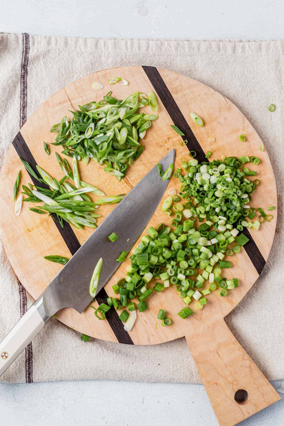 How to Cut Green Onions (Scallions) - Peel with Zeal