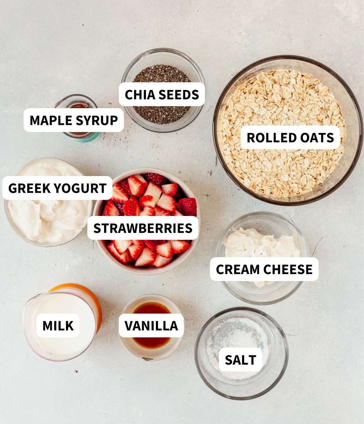 strawberry cheesecake overnight oats ingredients