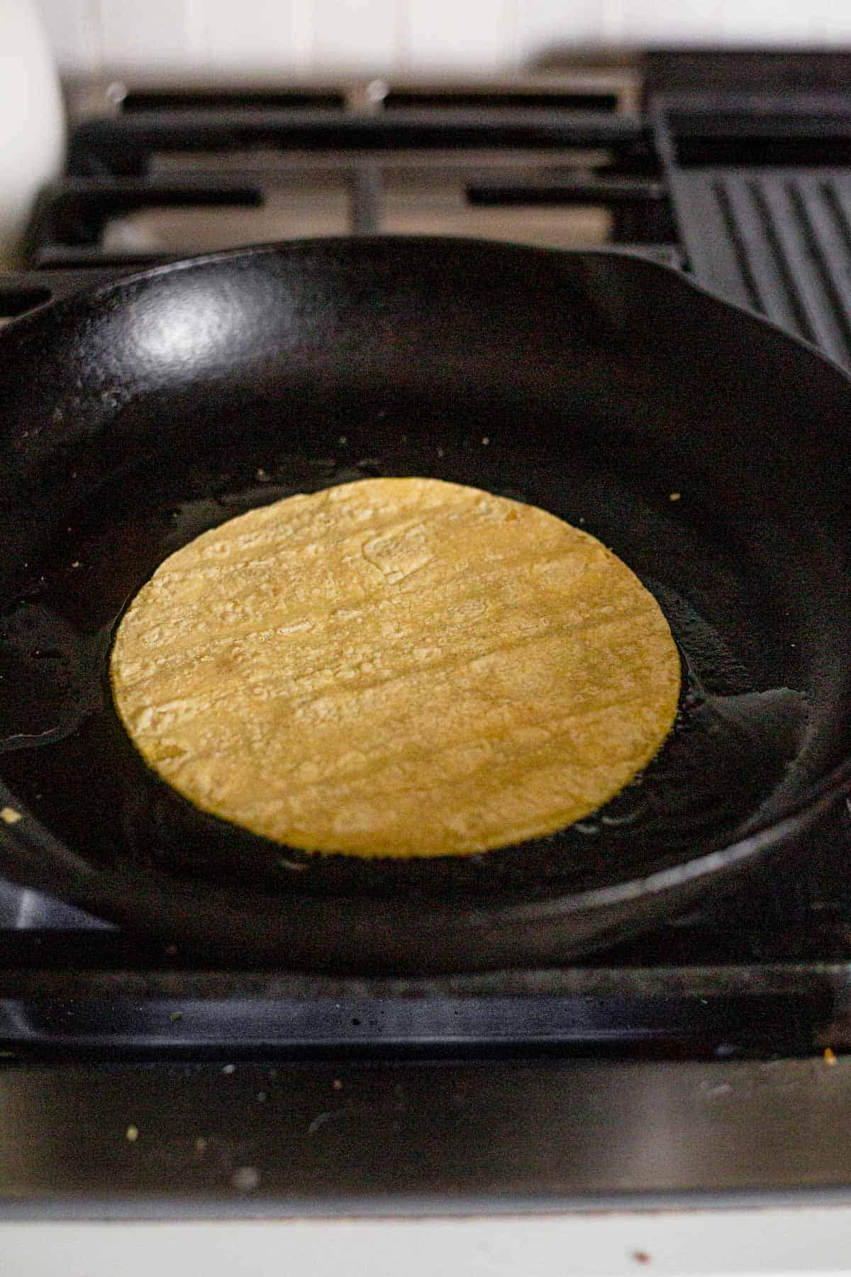 how to heat a tortilla in a skillet
