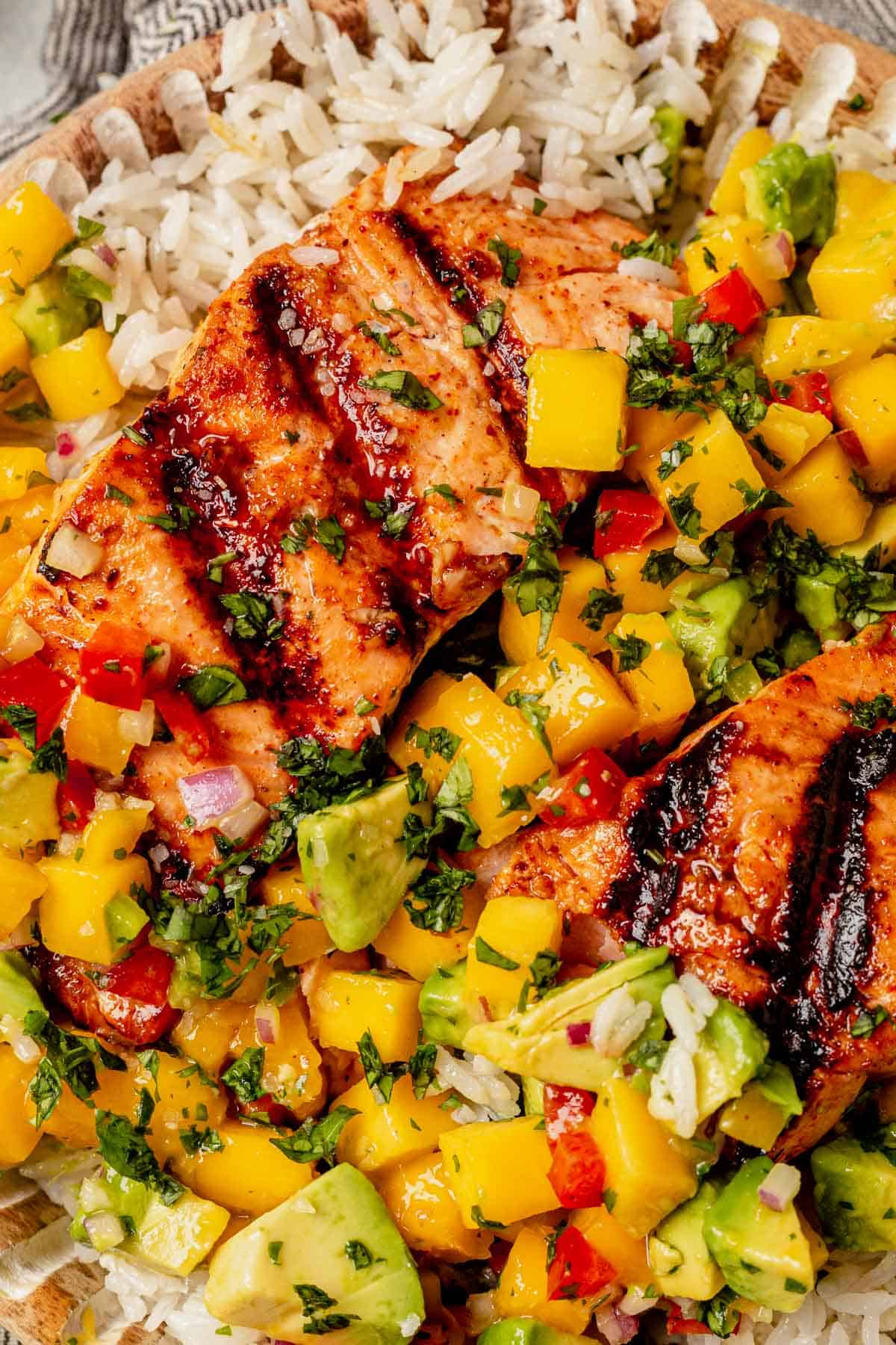 grilled salmon with mango salsa