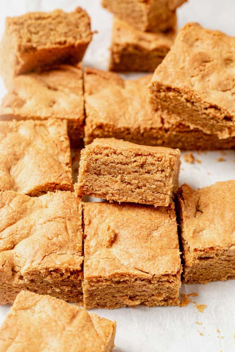 Best Chewy Peanut Butter Cookie Bars (Easy Recipe!)