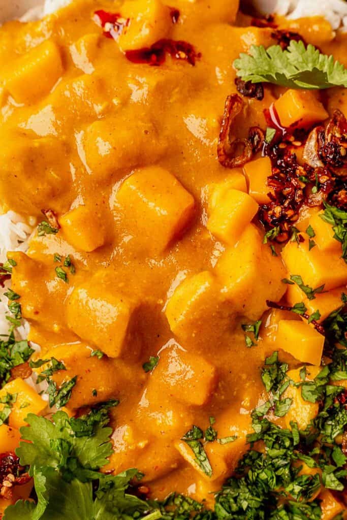 Easy Mango Chicken Coconut Curry Recipe