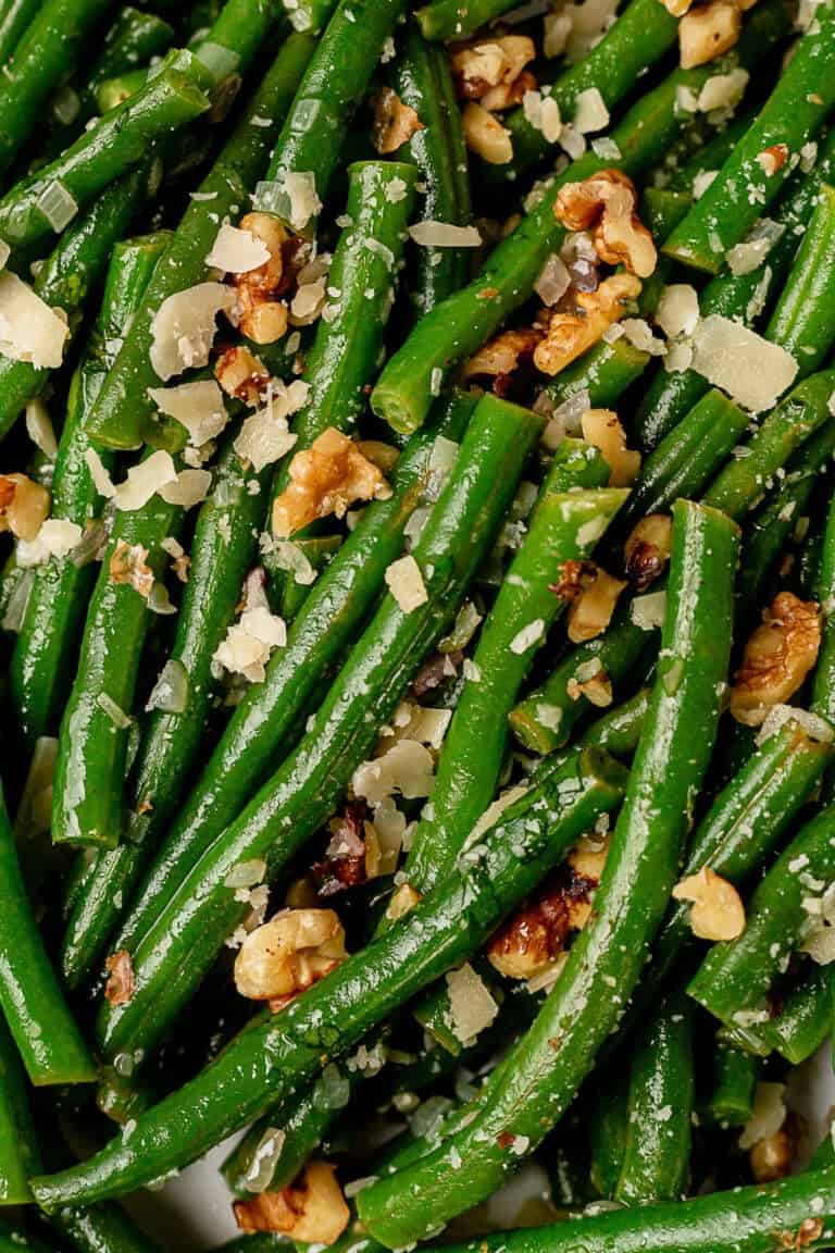 French Green Beans (Haricot Verts) with Garlic and Shallots